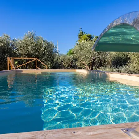 Konukevi Tenuta Solentino *